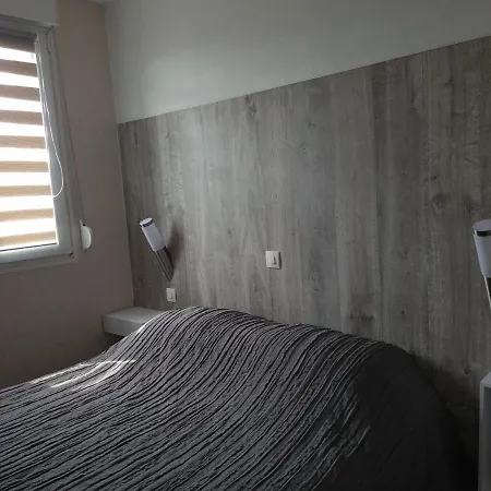 ホテル Logis - Le Neptune & Restaurant