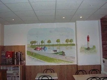 Logis - Le Neptune & Restaurant ホテル