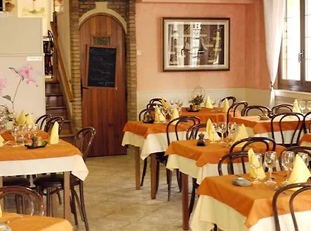 Logis - Le Neptune & Restaurant 2* 카이유쉬르메르