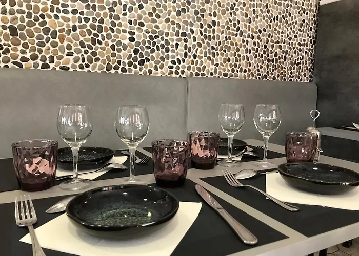 Logis - Le Neptune & Restaurant 酒店