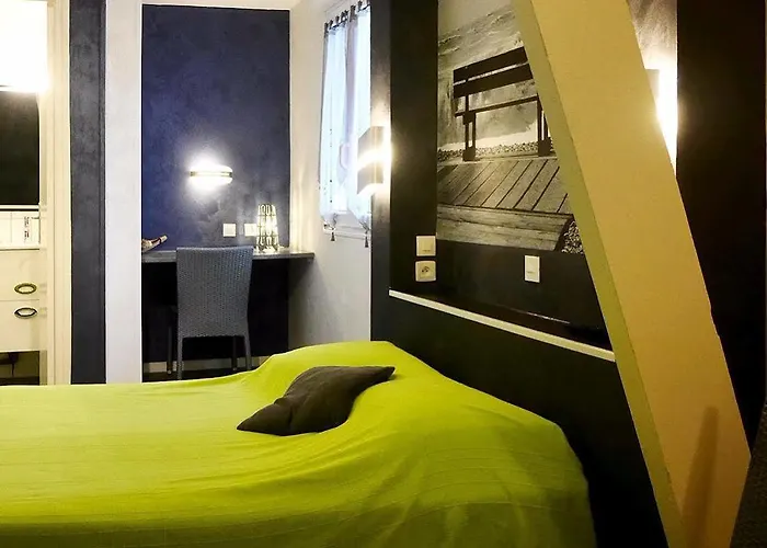 酒店 Logis - Le Neptune & Restaurant 2*