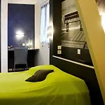 Hotel Logis - Le Neptune & Restaurant 2*