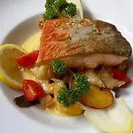 Logis - Le Neptune & Restaurant Hotel 2*
