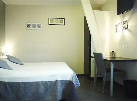 Logis - Le Neptune & Restaurant 2* Кайё-сюр-Мер