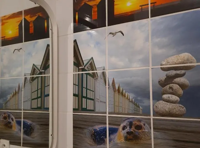 Logis - Le Neptune & Restaurant Hotel Cayeux-sur-Mer