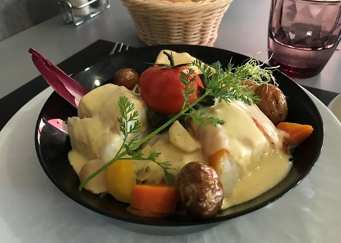 Logis - Le Neptune & Restaurant Hotel 2*