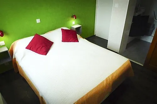 Hotel Logis - Le Neptune & Restaurant 2*