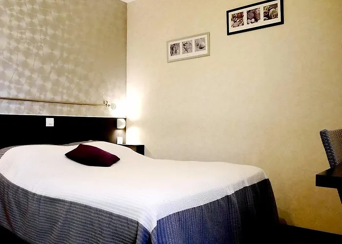 Logis - Le Neptune & Restaurant 2*