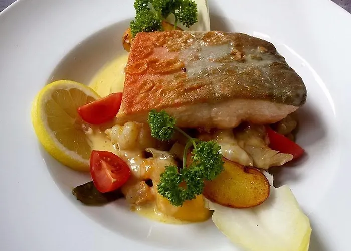 Logis - Le Neptune & Restaurant Hotel 2*